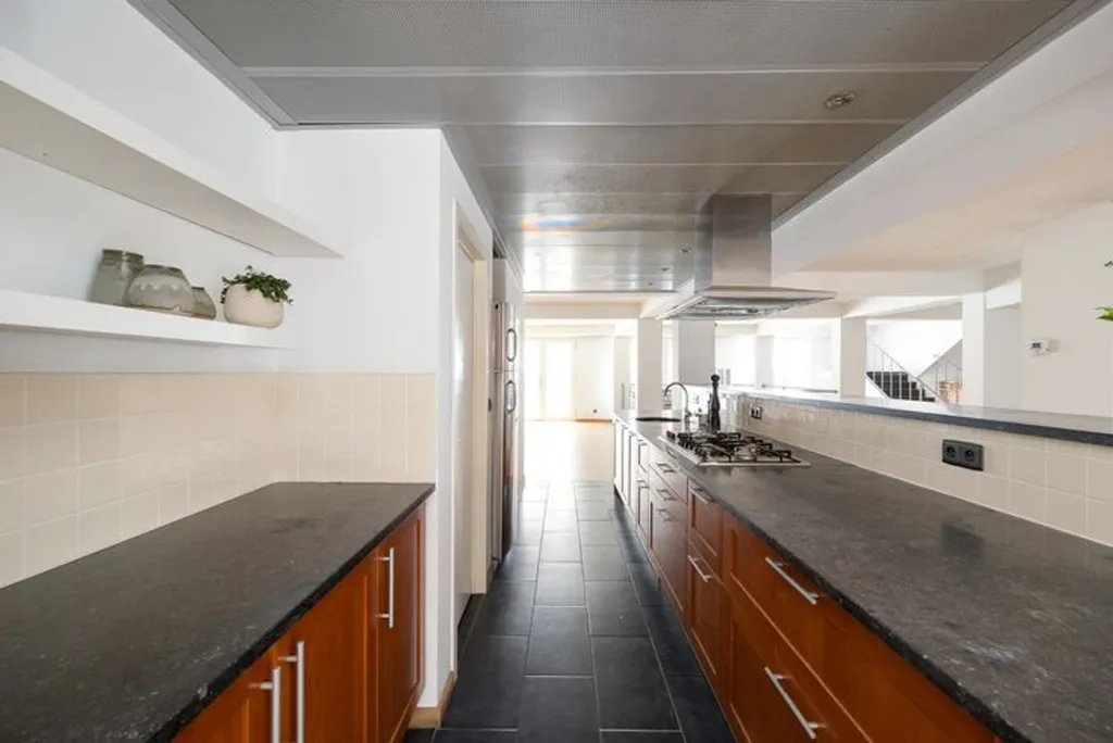 Loft Lumineux avec Terrasse Spacieuse à Bruxelles