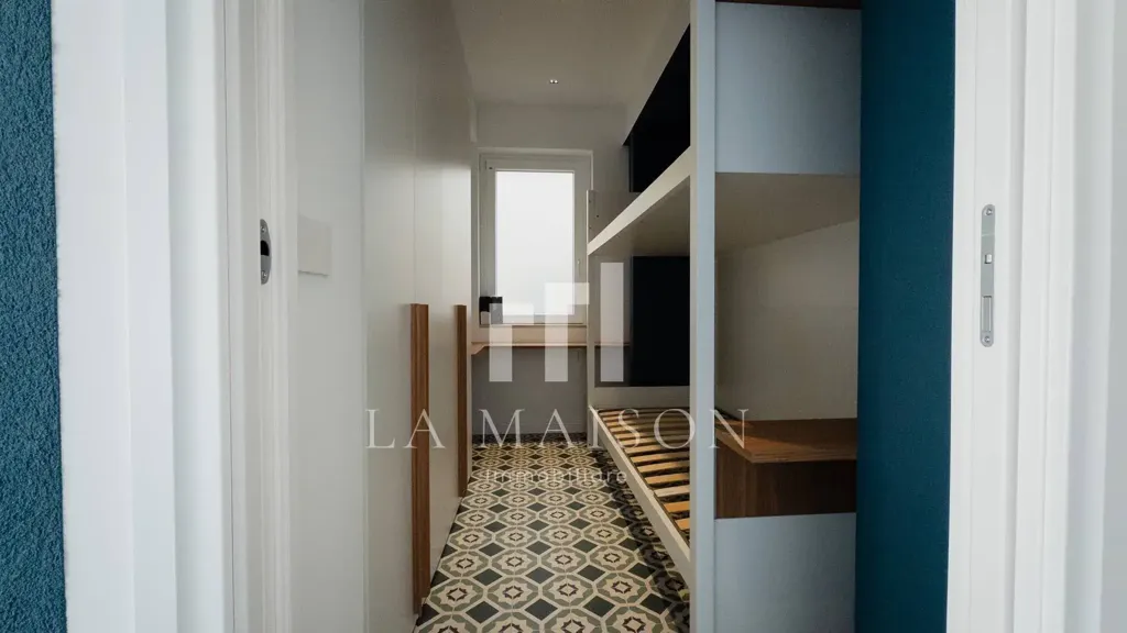 Entrée - Rusticated Apartment with Rooftop in Termoli