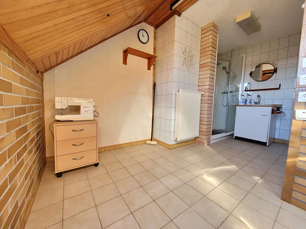 Salles de bain - Maison Semi-Individuelle avec Jardin à Bully Les Mines