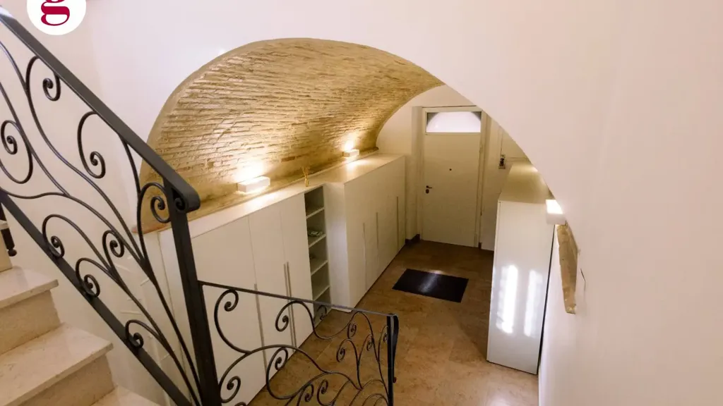 Toad - Rustic Villa with Balcony in Vasto