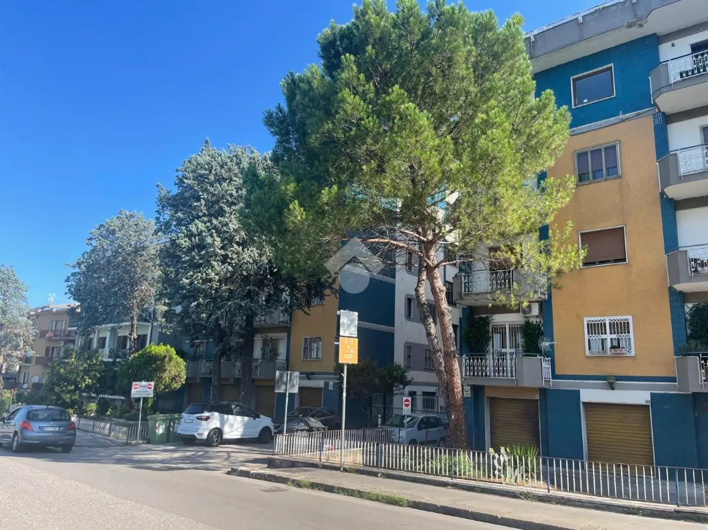 Välivaade - Apartment with Balcony and Parking in Benevento