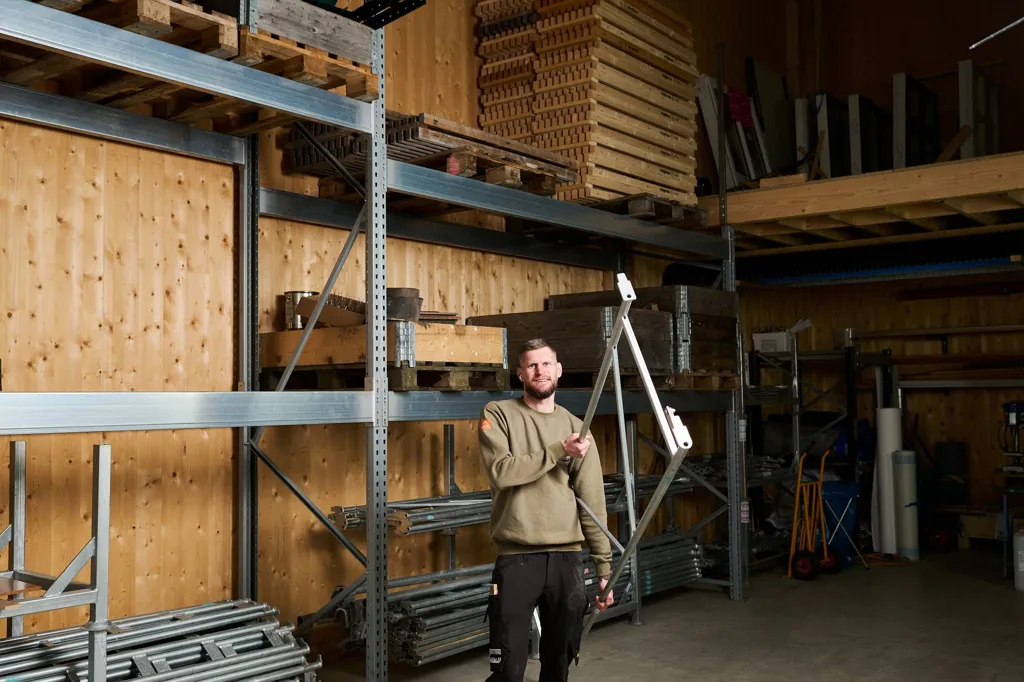 Pesuköök - Massive Timber Office Space with High Ceilings in Stockholm