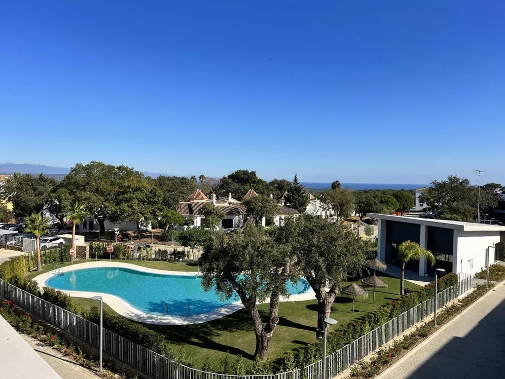 Piscina - Modern Villa with Golf View in San Roque