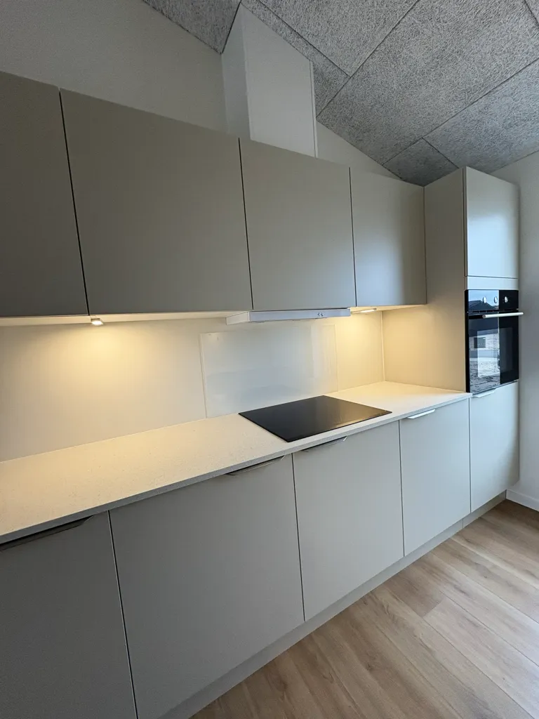 Cuisine - Spacious Terraced House with Terrace in 2026