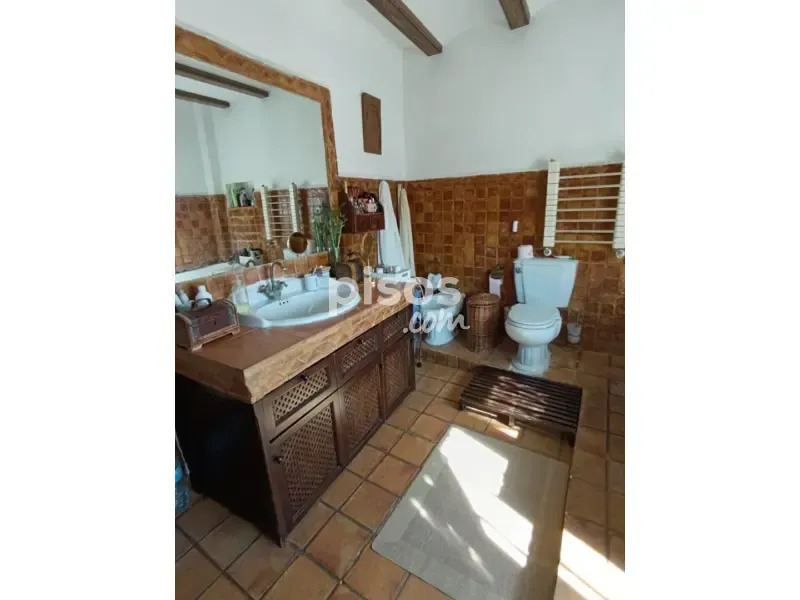 Salles de bain - Rustic Farmhouse with Land near Huerta