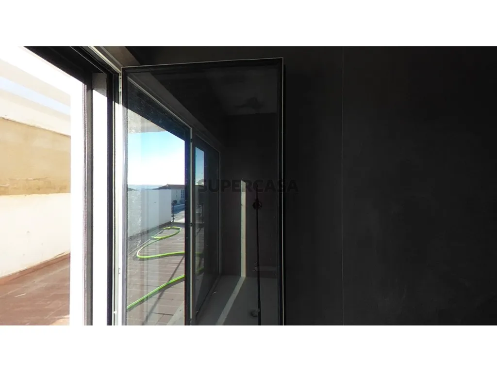 Terrass - Modern Apartment with River View in Barreiro
