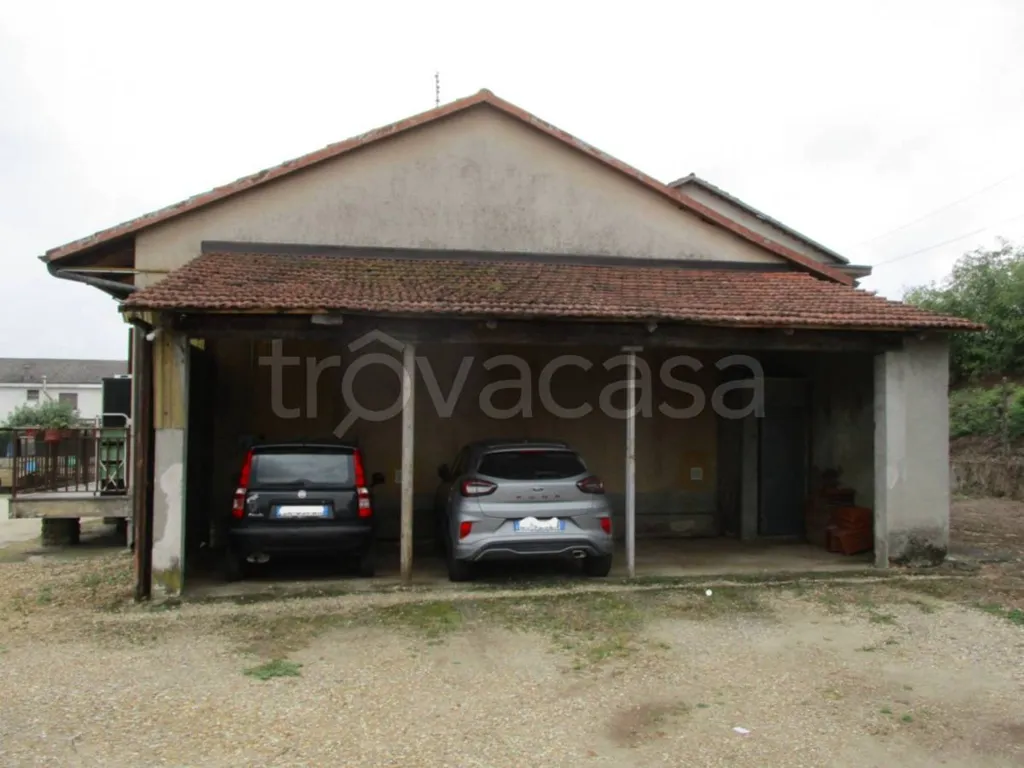 Garage - Bifamiliar Villa with Private Garden in La Loggia