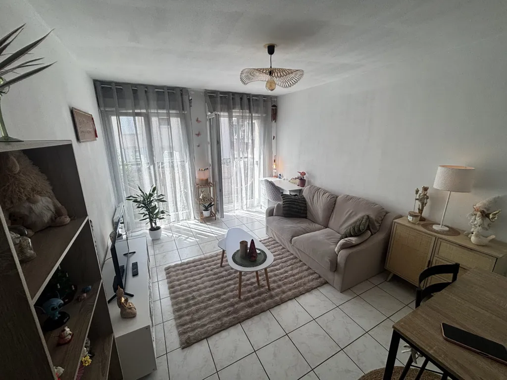 Elutuba - T2 Flat with Balcony in Saint-Quentin
