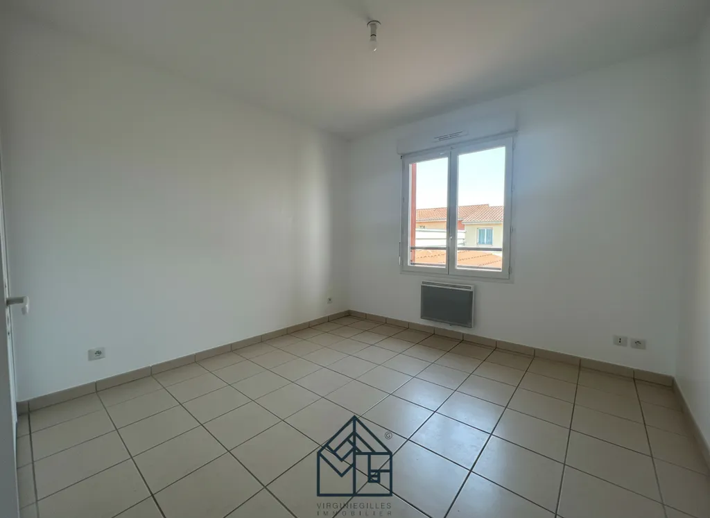 Pièces - Maison avec Garage dans le Calme à Roanne