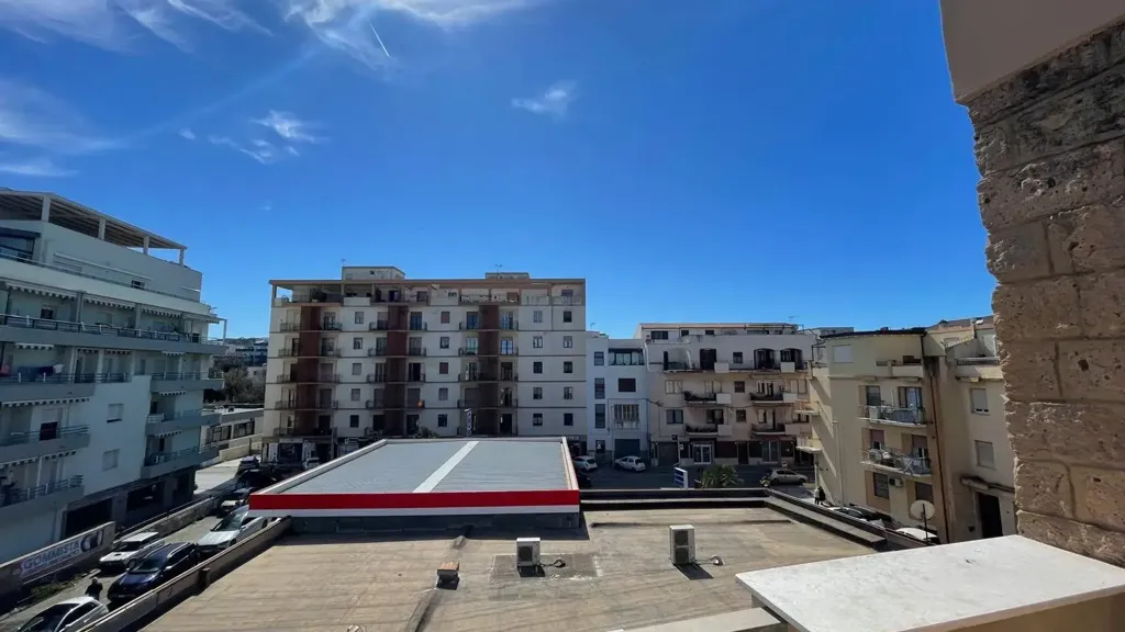 Balcon - Bright Triplex with Terrace in Alghero