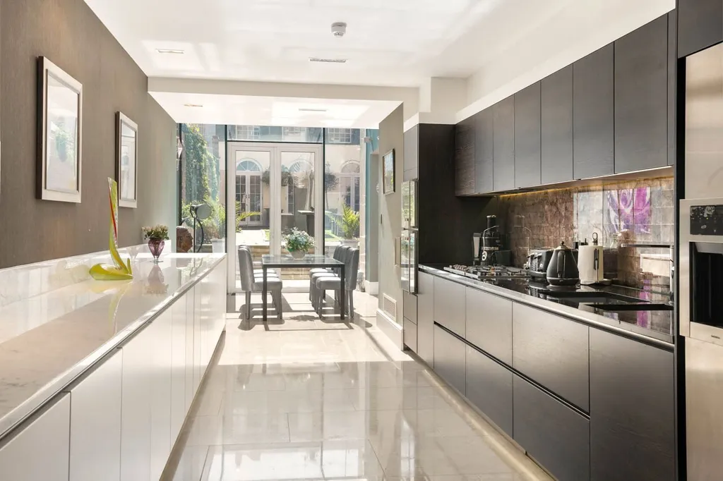 6 magamistoaga kinnisvara asukohas London
