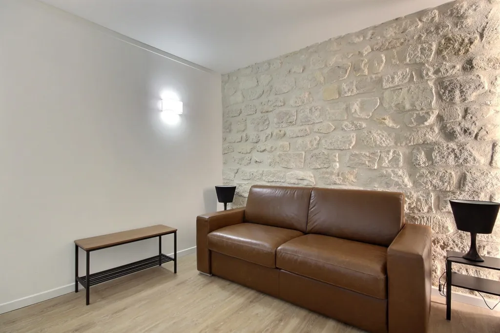 Elutuba - Studio with Metro Access in Paris