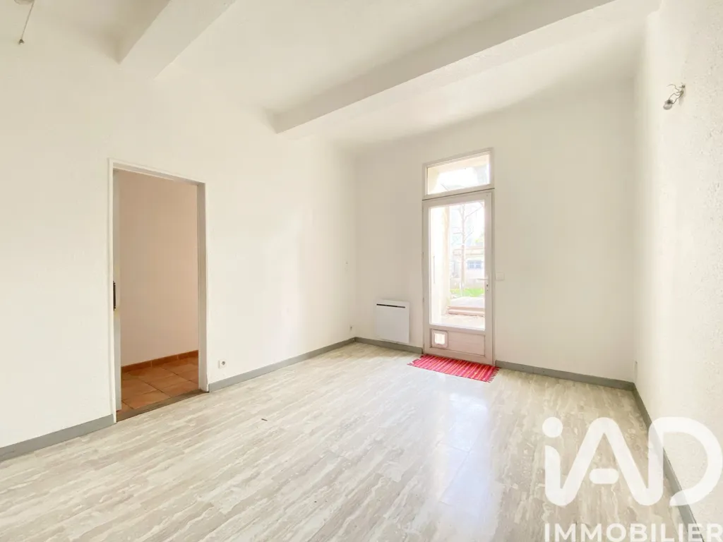 Rooms - City House with Garage in Carpentras
