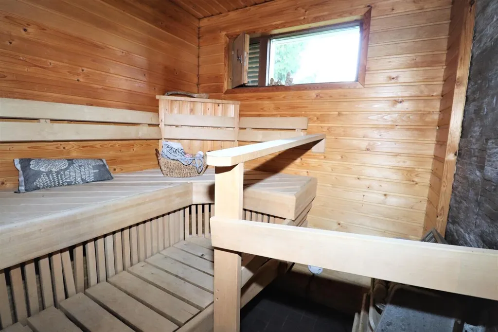 Pièces - Personalised Detached House with Sauna in Hyllykallio