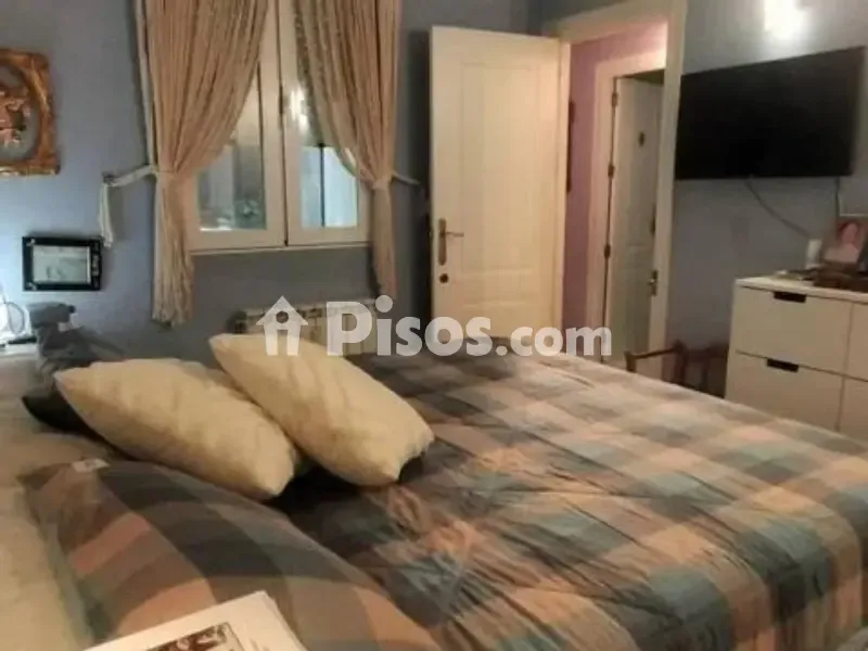 Chambres - Appartement 2 pièces à ES