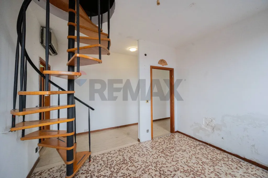 Toad - Spacious Apartment with Panoramic View in Guastalla Centre