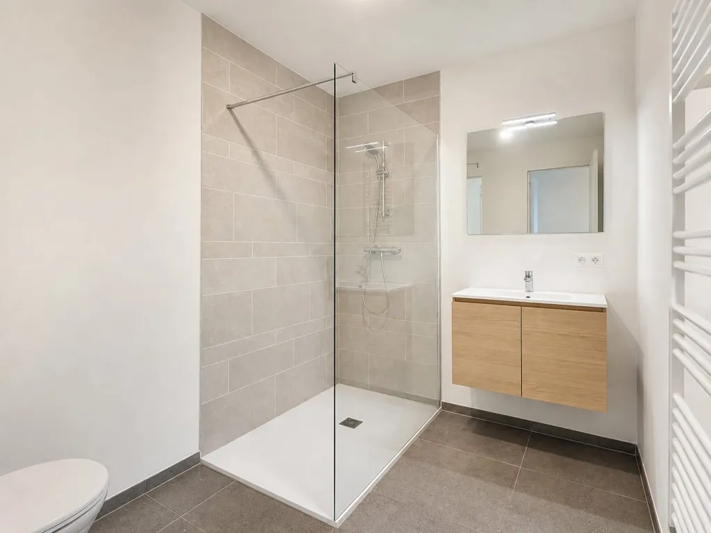 Bathrooms - Newly Built Apartment with Terrace in Merchtem