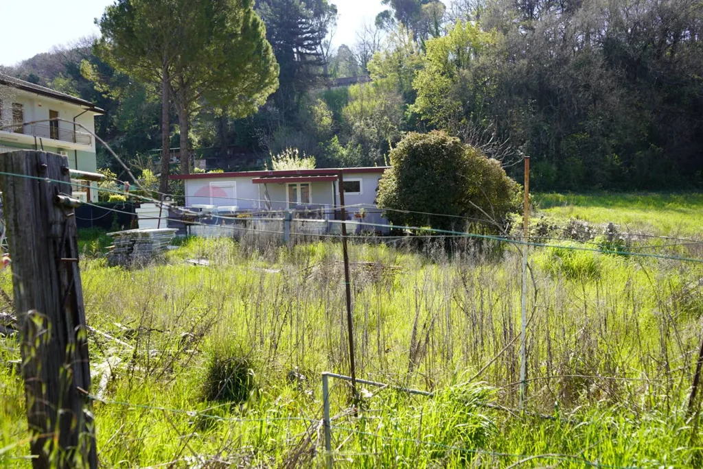 Aed - Buildable Plot with Green Access in Foligno