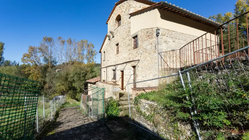 Exterior - Casale with Pool in Gaiole in Chianti