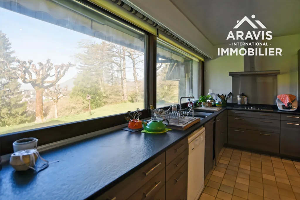 Cuisine - Maison de Caractère avec Vue Panoramique à Cluses