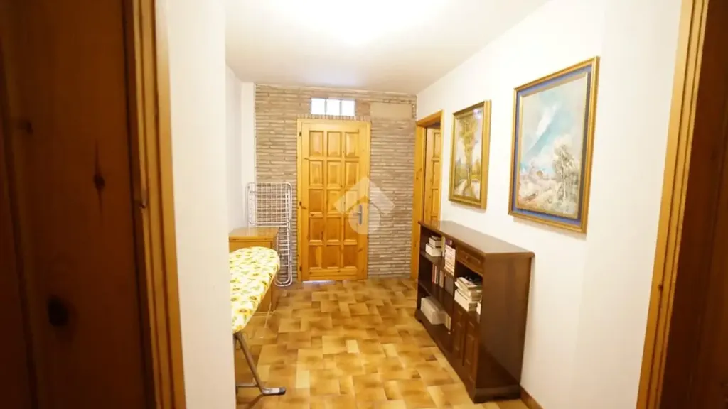 Entrée - Spacious Apartment with Private Courtyard in Castelnuovo Rangone