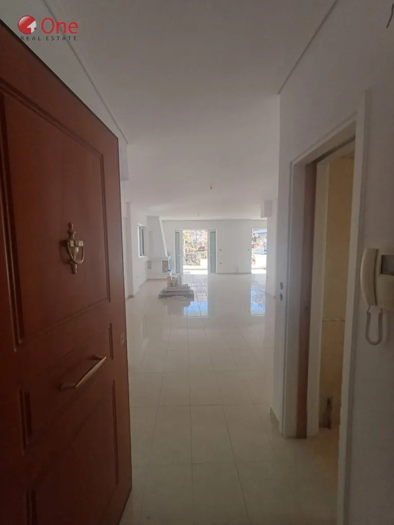 Esik - Apartment with Fireplace in Marousi, Athens