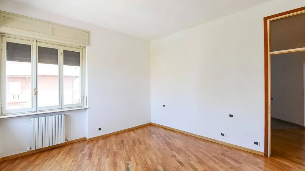 Toad - Semi-detached House with Garden in Giussano
