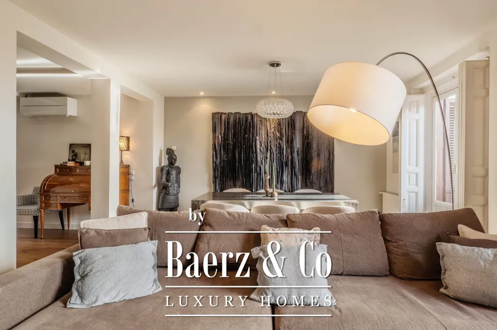 Elutuba - Luxury Duplex with Balconies in Malasaña, Madrid