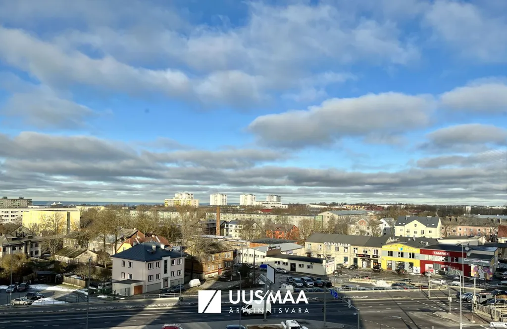 Renovatable Office with Views in Ülemiste