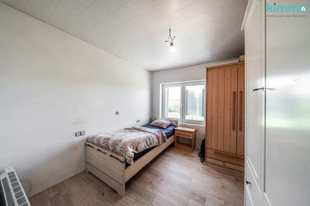 Chambres - Maison avec Terrasse à Auvelais