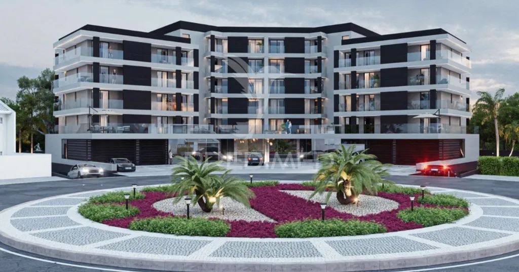 Apartment with East-Facing Balcony in Maia