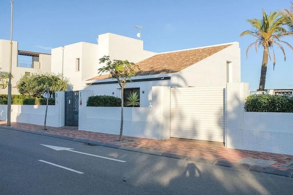 Exterior - Luxury Villa with Pool in Peraleja Golf, Murcia