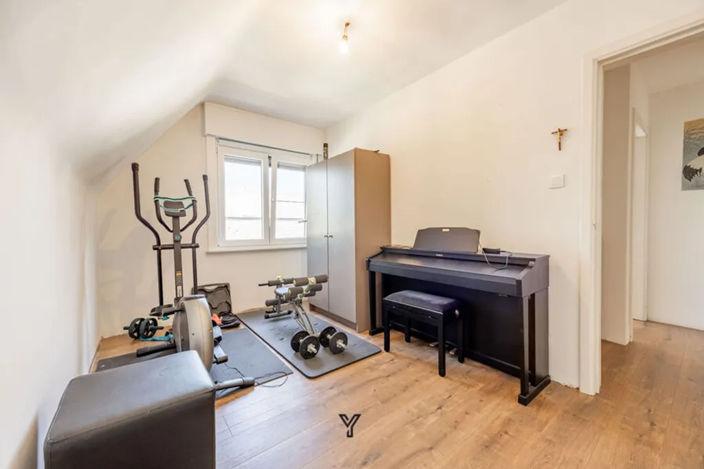 Rooms - Charming House with Garden in Heestert