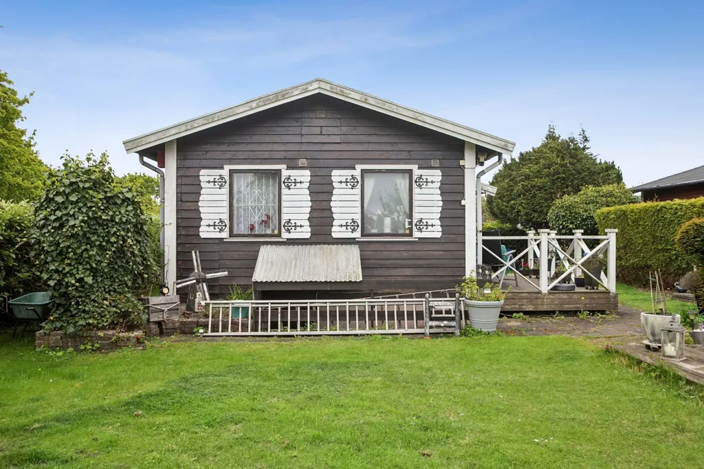 Aed - Cottage with Garden on West Coast