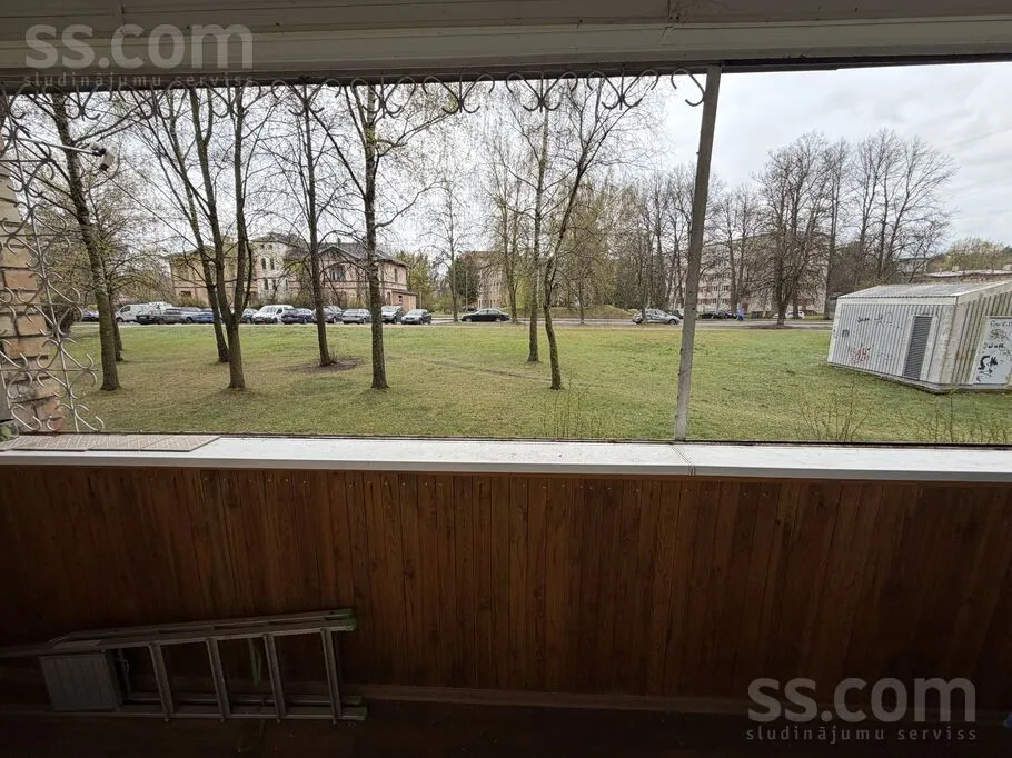 Balcon - One-Bedroom Apartment with Parking in Riga