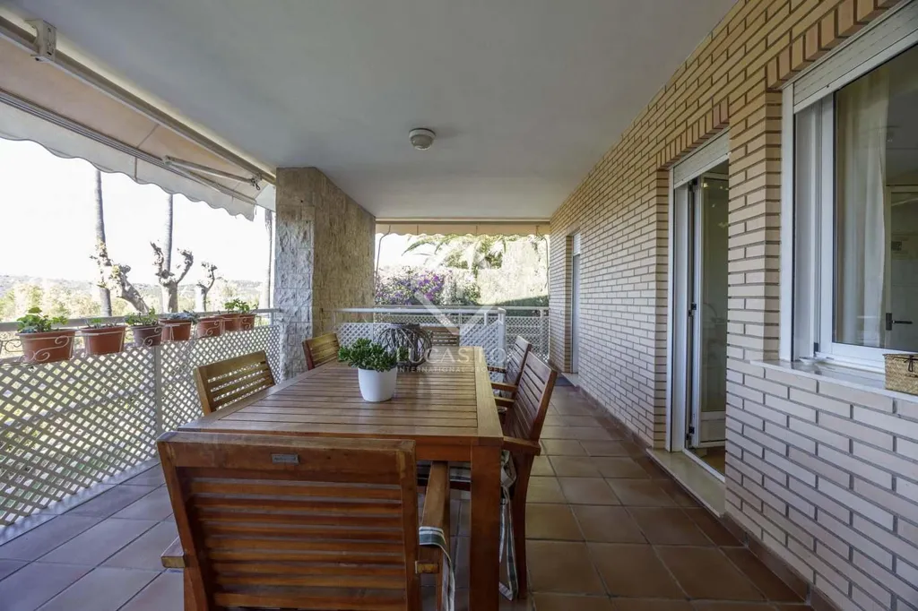 Terrasse - Villa with Pool in Alfinach, Puçol