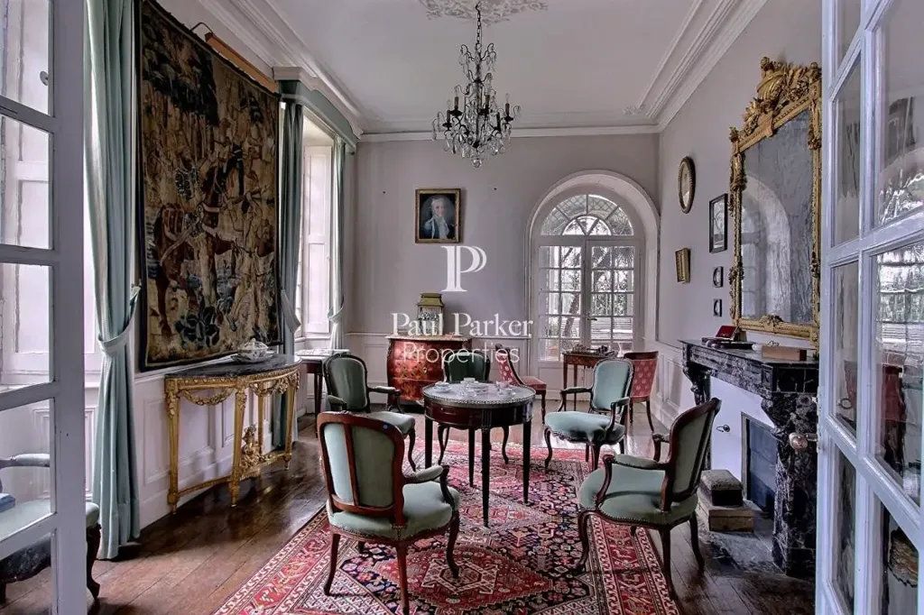 Elutuba - 1850 Manor with Tennis in Guipry Messac