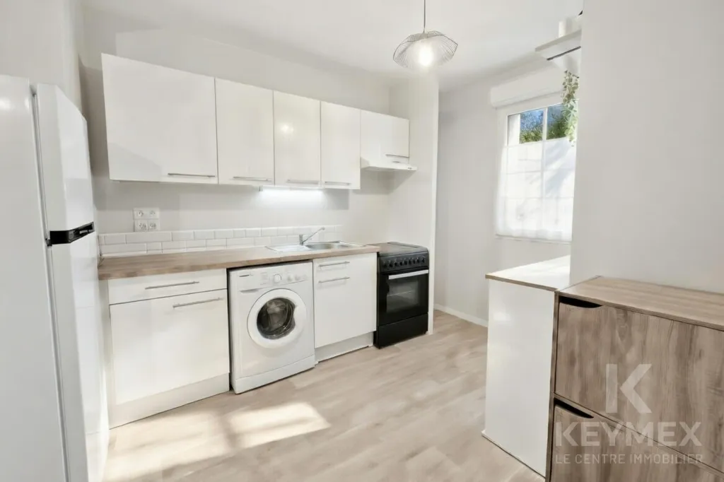 Cuisine - Appartement 2 Pièces avec Balcon à Chambly