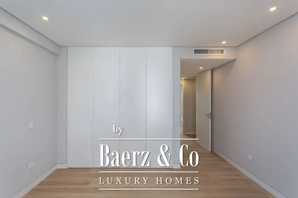 Chambres - Luxury Duplex Flat with Balcony in Carcavelos