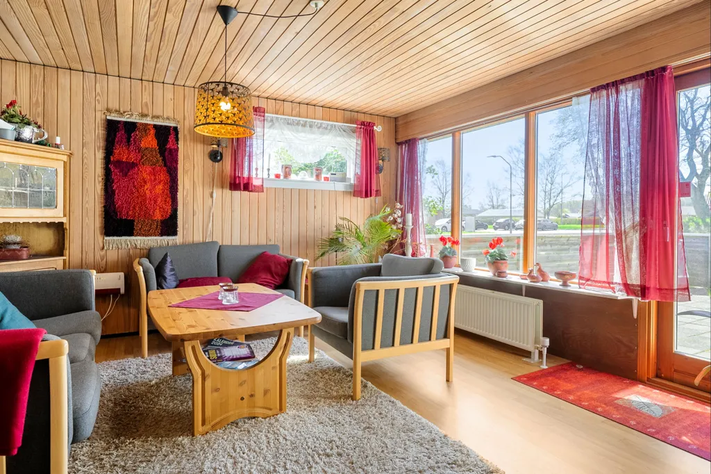 Elutuba - Updated Villa with Sea View in Sæby