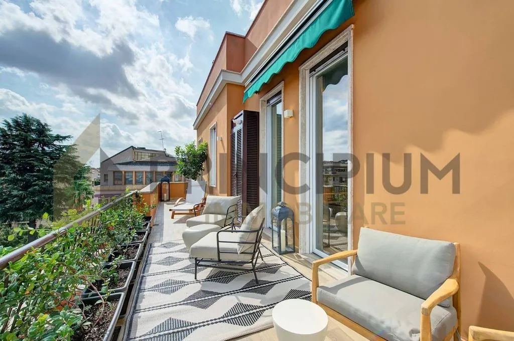 Terrasse - Luxury Penthouse with Terrace in Rome