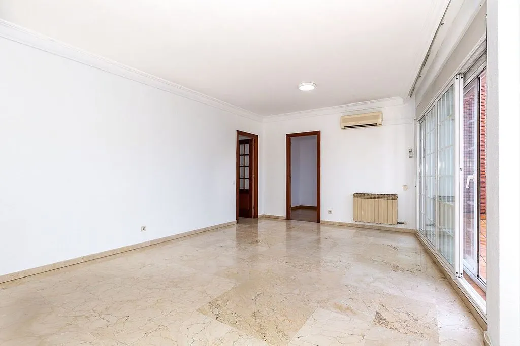 Séjour - Apartment with Terrace in Sant Just Desvern