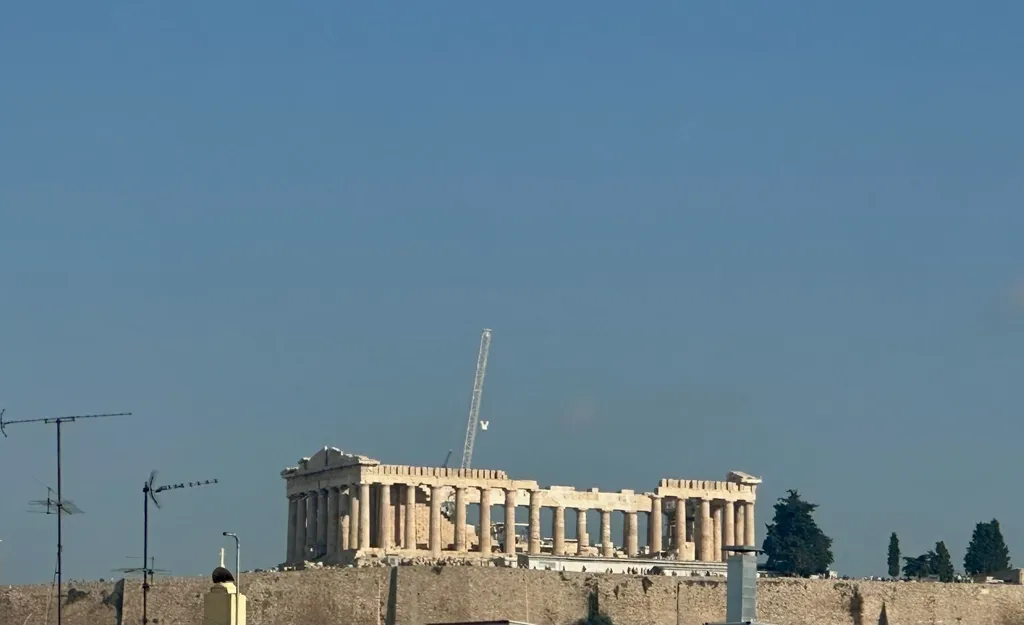 Flat with Panoramic View in Neos Kosmos, Athens