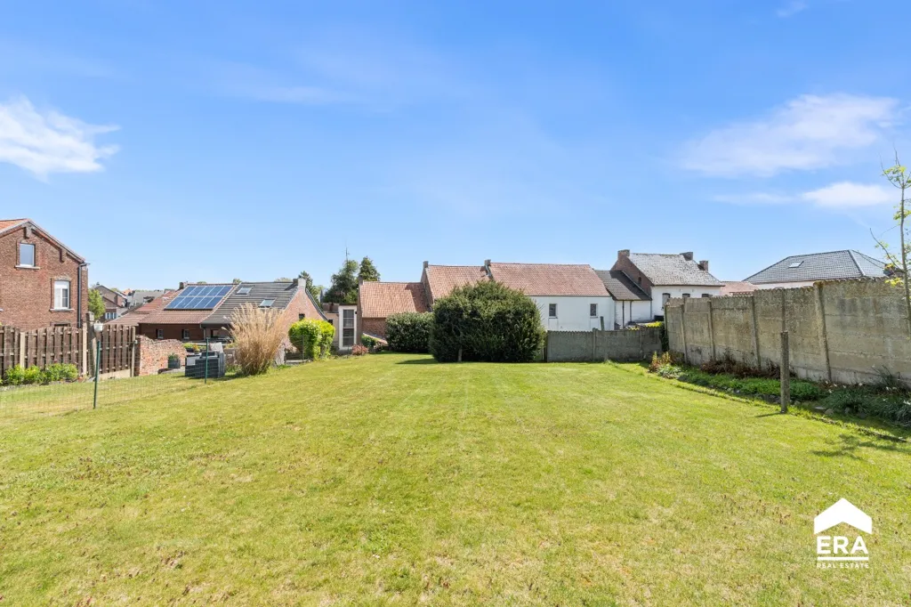 Jardin - Maison Semi-Détachée avec Cour Solaire à Gingelom