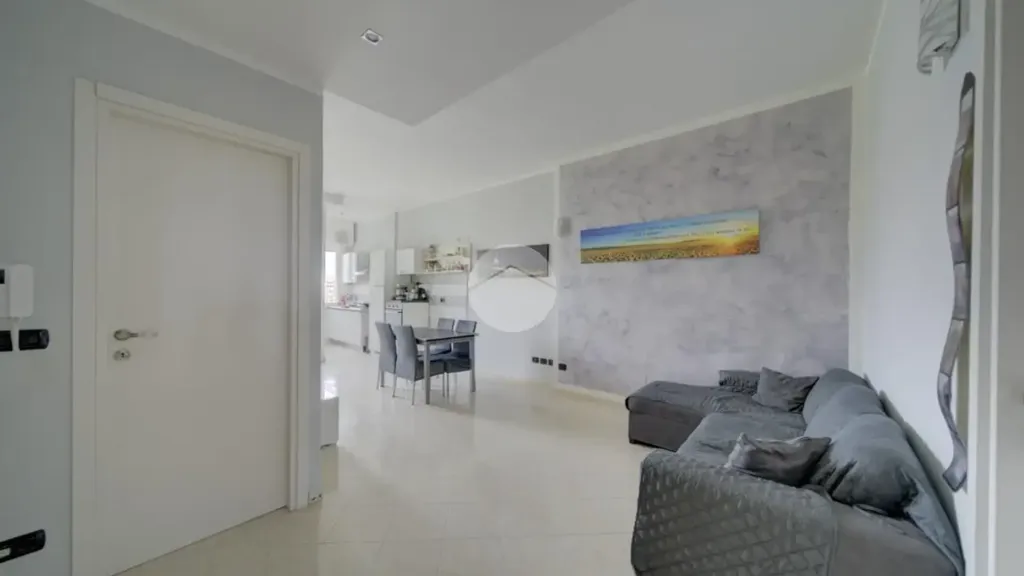 Séjour - Energy-Efficient Apartment with Balcony in Piossasco
