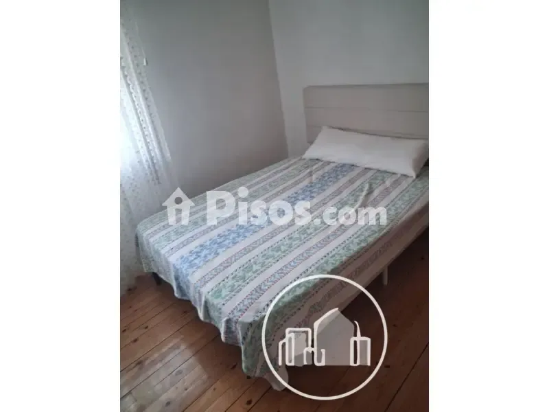 Bedrooms - Apartment with Gallery in Medina de Pomar