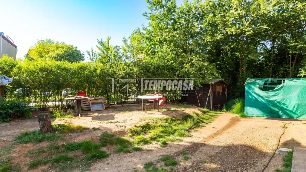 Aed - Independent House with Garden in Chieri