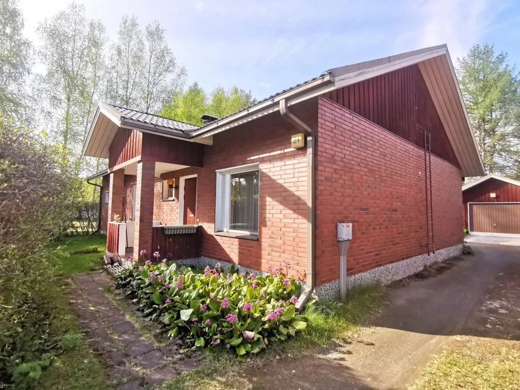 Välivaade - Detached House with Garden in Joensuu