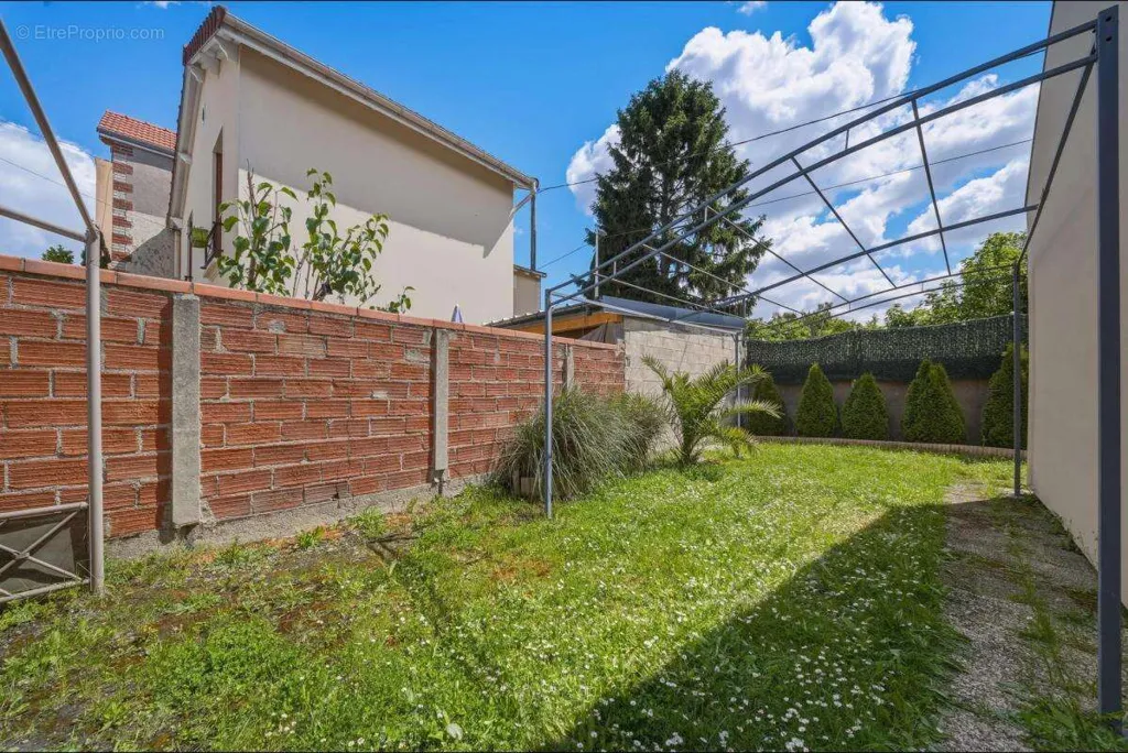 Jardin - Maison de 4 Pièces avec Jardin à Bagnolet