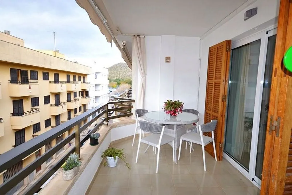 Balcony - Renovated Apartment with Balcony in Puerto Pollensa